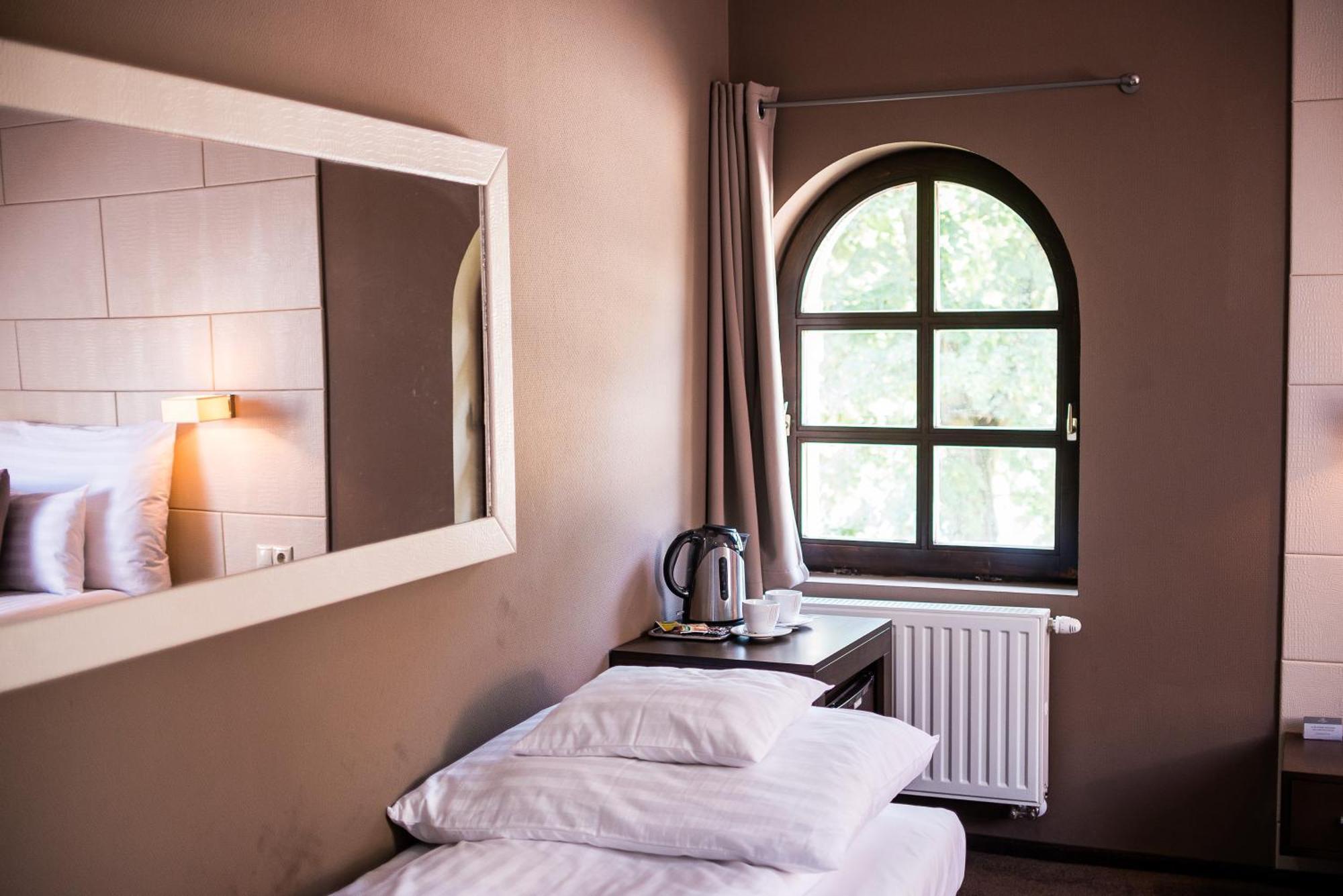 Hotel Fuerdohaz Nyiregyhaza Bilik gambar
