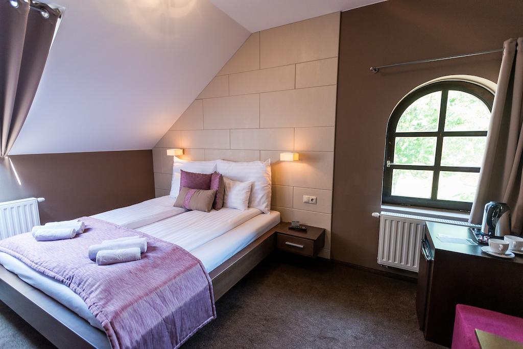 Hotel Fuerdohaz Nyiregyhaza Luaran gambar